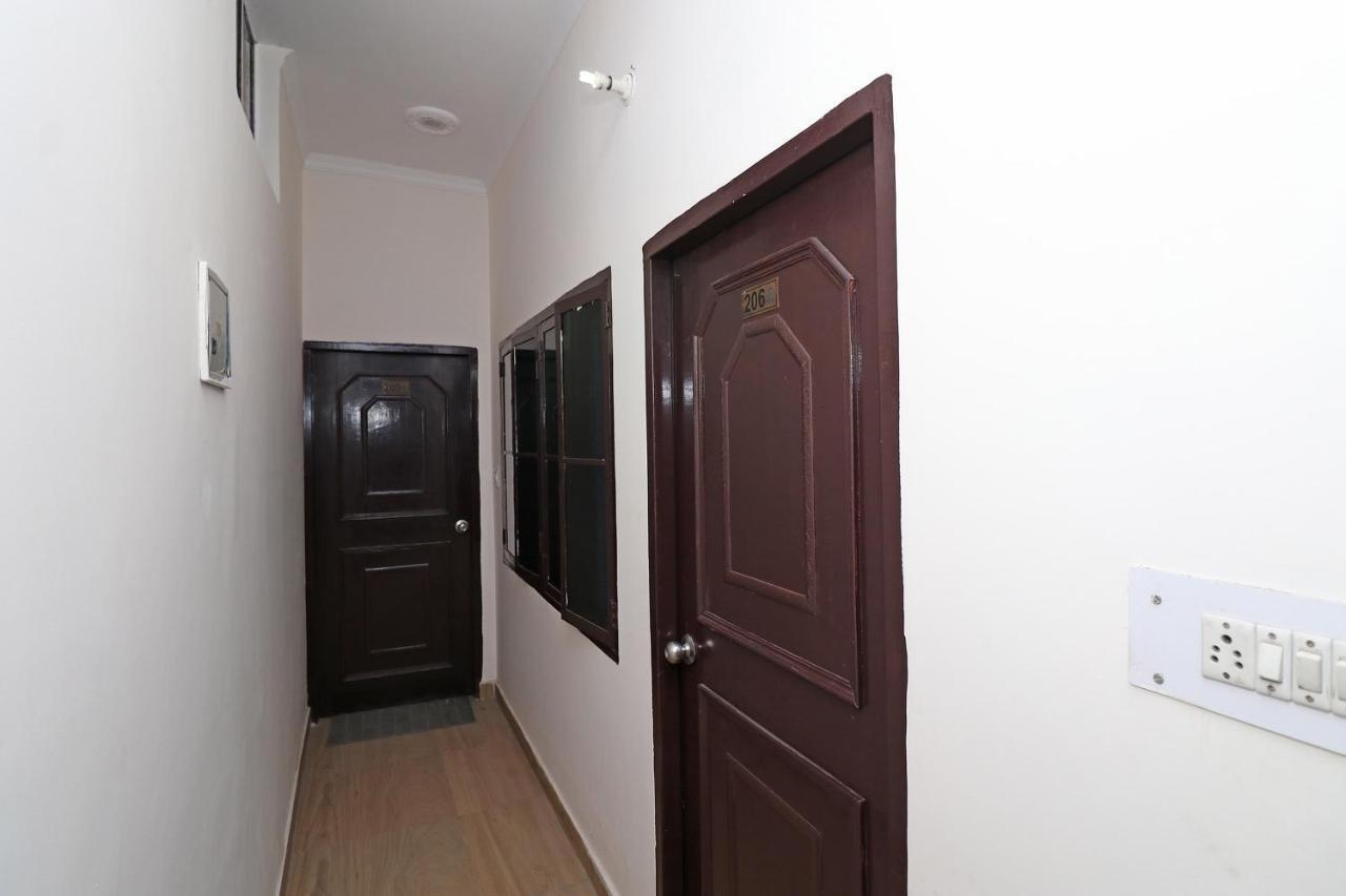 Oyo 27750 Bhagwati Residency Hotel Mirzapur Luaran gambar