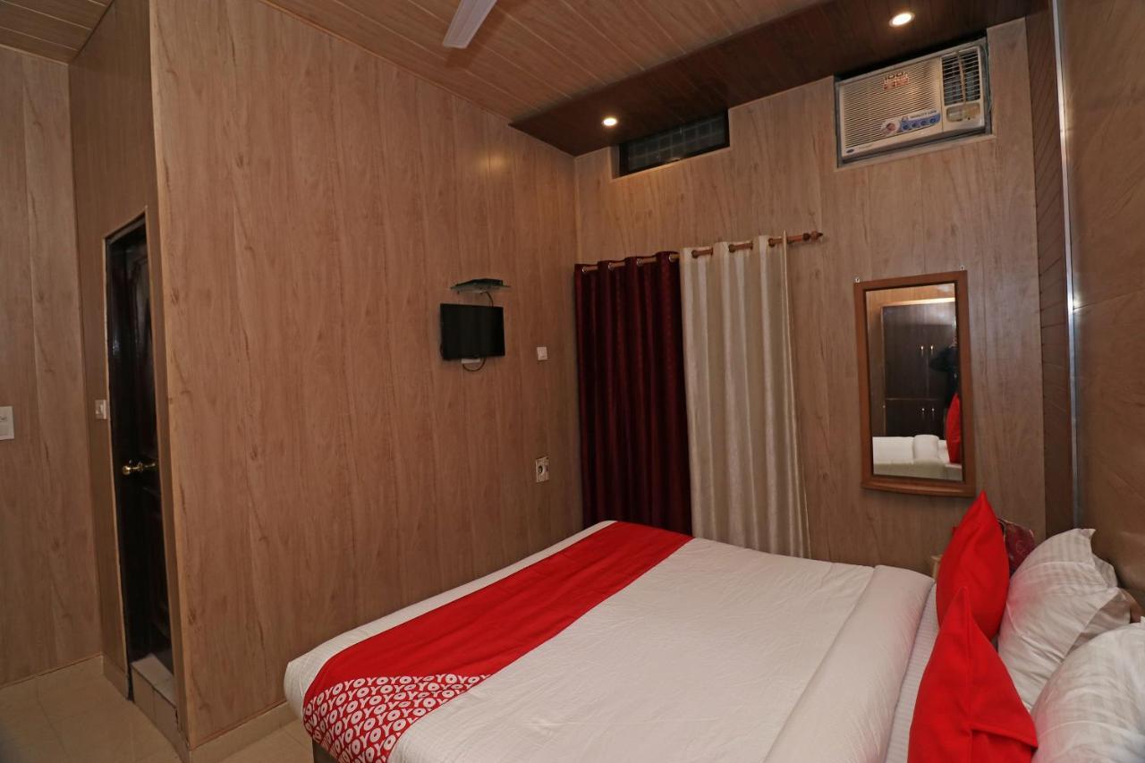 Oyo 27750 Bhagwati Residency Hotel Mirzapur Luaran gambar