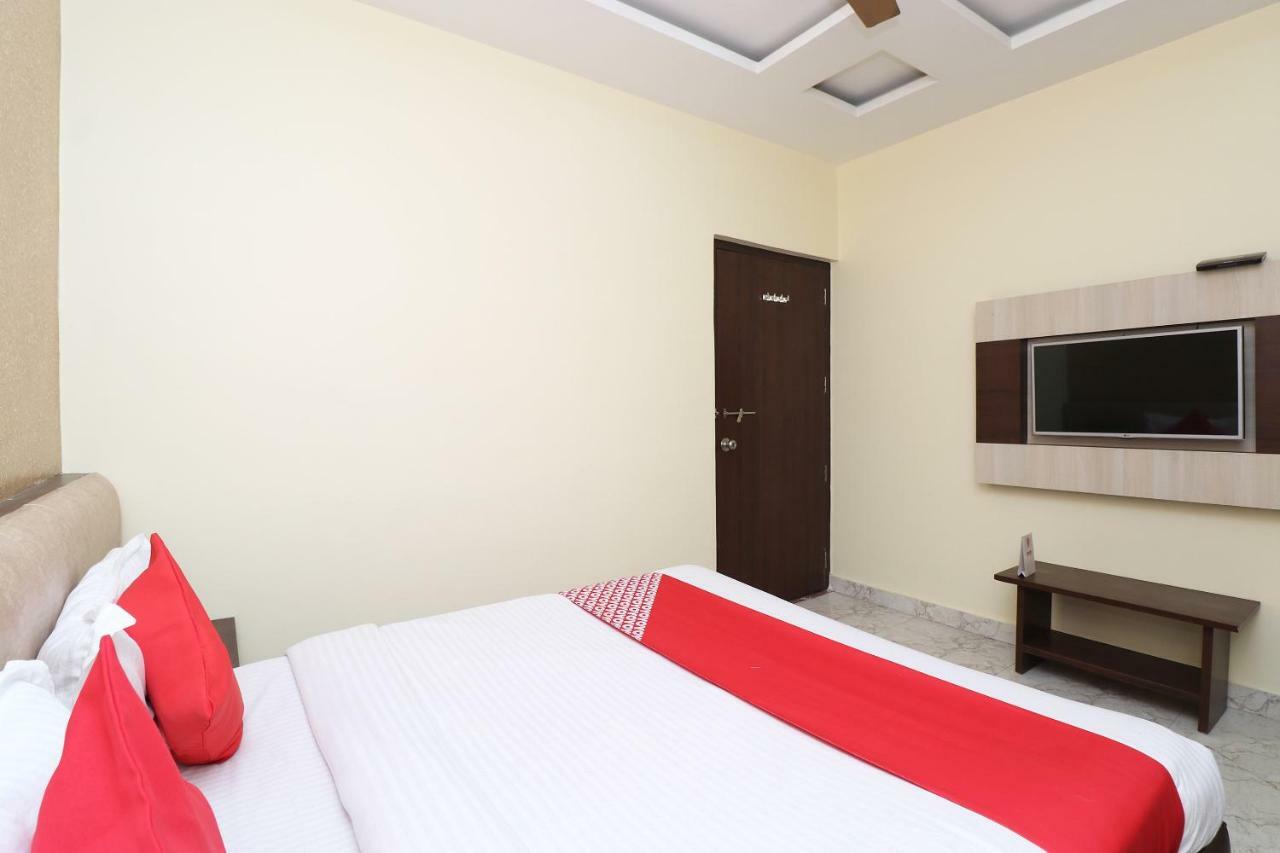 Oyo 27750 Bhagwati Residency Hotel Mirzapur Luaran gambar